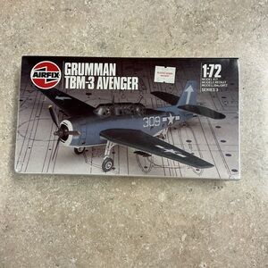 AIRFIX 1:72 Grumman TBM-3 Avenger Model Airplane Kit New Factory Sealed Series 3